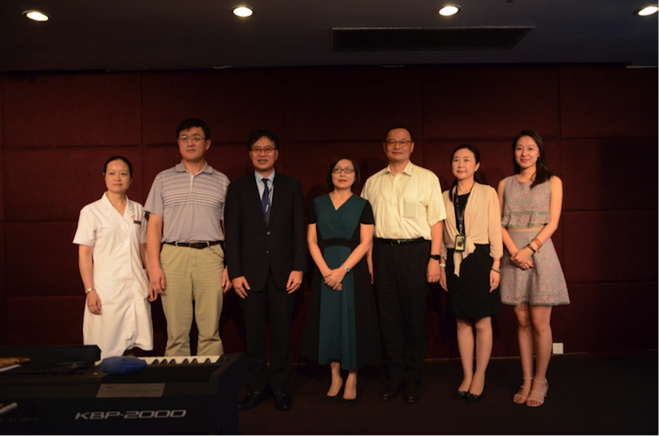 利来w66乐器爱心捐赠行动——将琴声带进闵行社会福利院